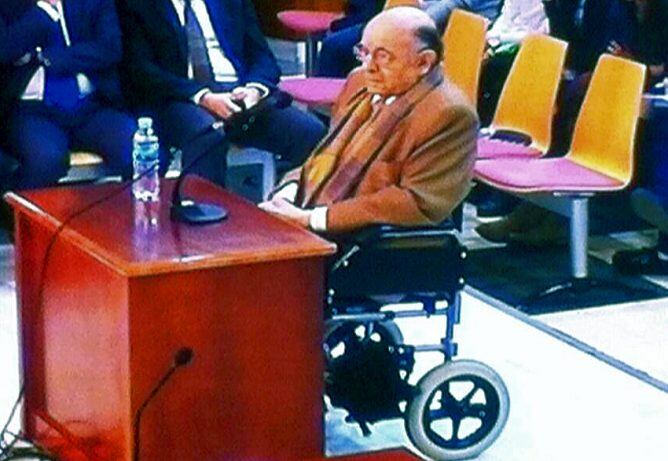 Félix Millet declara al judici de l'hotel del Palau de la Música, a l'Audiència de Barcelona, en cadira de rodes