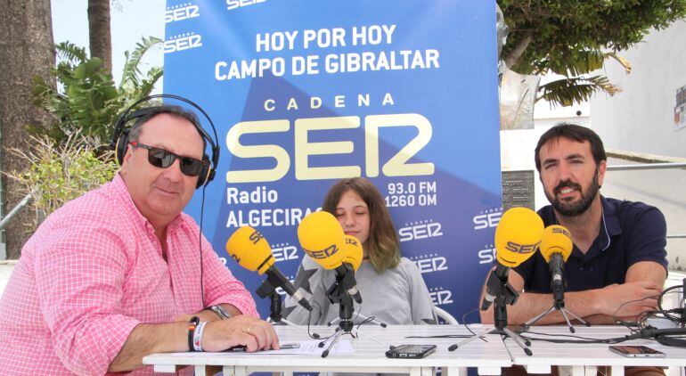 Con el alcalde de Tarifa, Francisco Ruíz, y la ganadora de Tarifa Chef Lucía Grau.