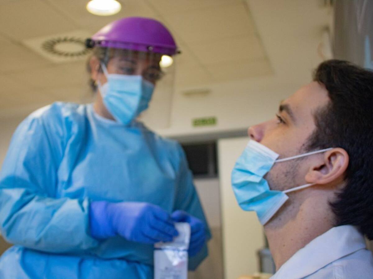 Castilla y León registra cinco fallecimientos por covid y 432 nuevos casos