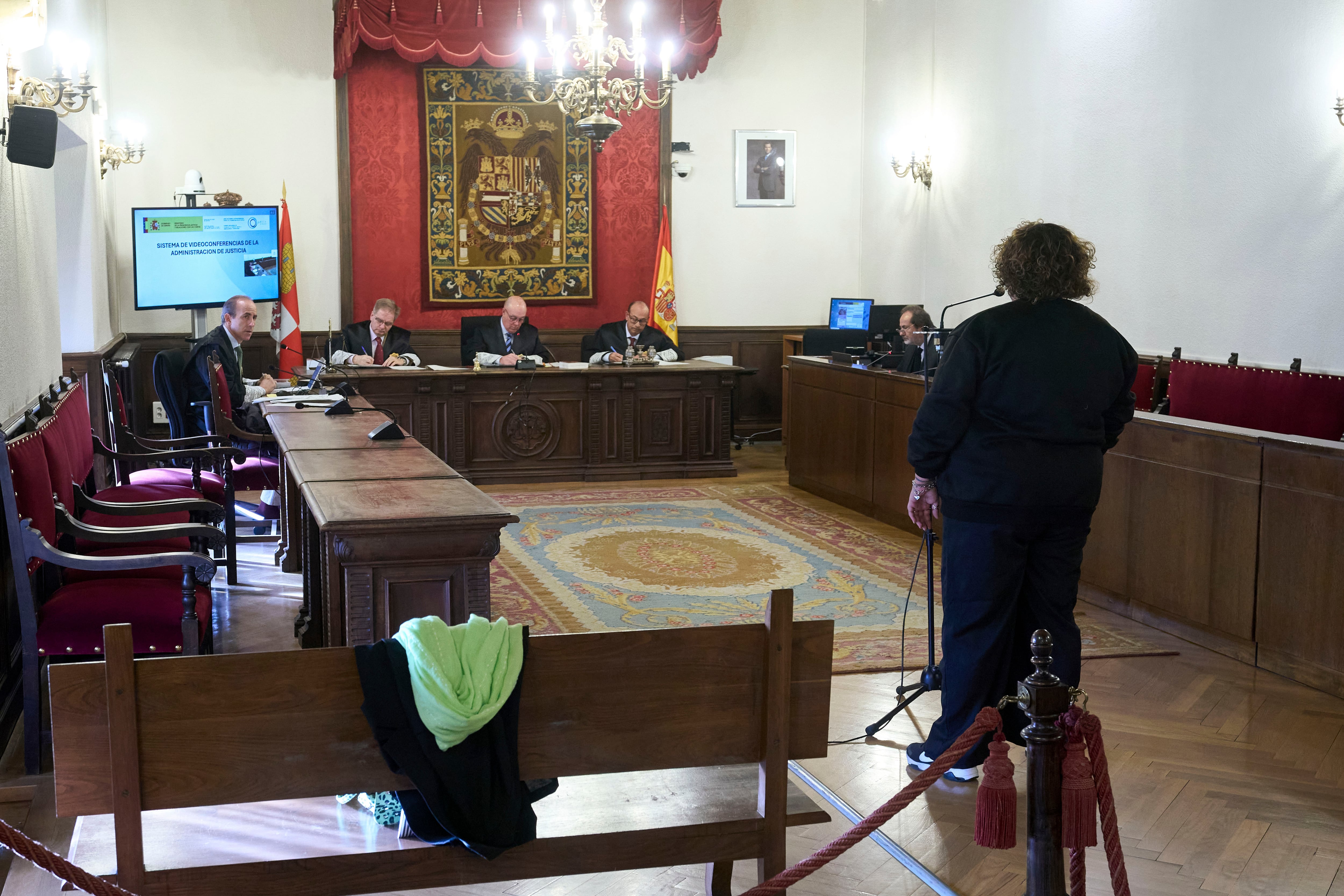 La acusada niega haber querido matar a su hijo