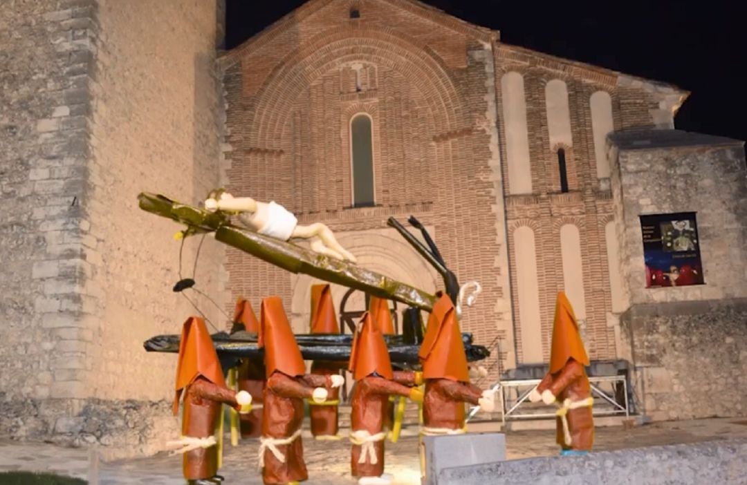 Un corto animado con Playmobil recrea la Semana Santa de Cuéllar