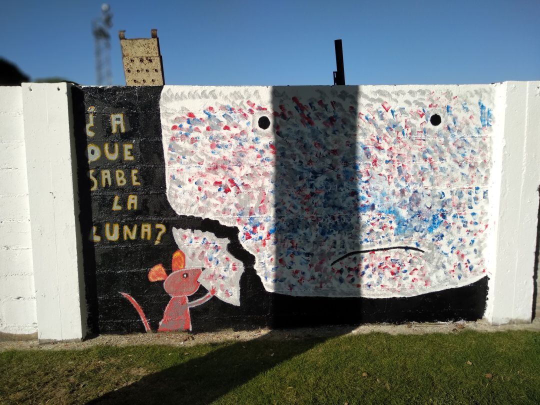 Mural dedicado a la luna