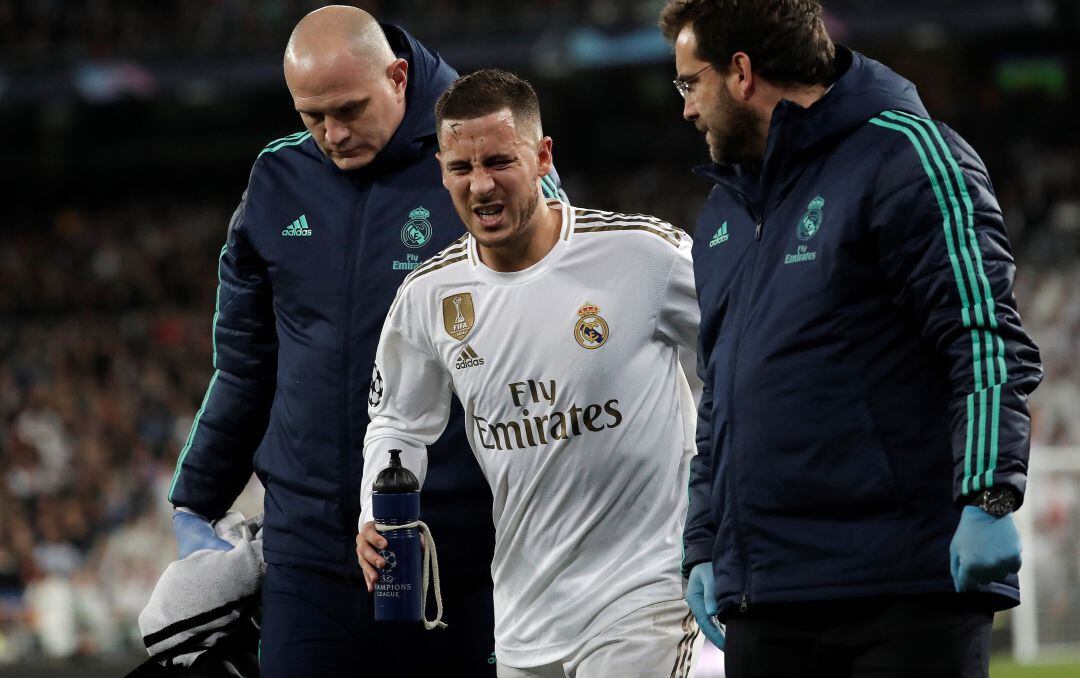 Eden Hazard, lesionado en el partido ante el PSG.