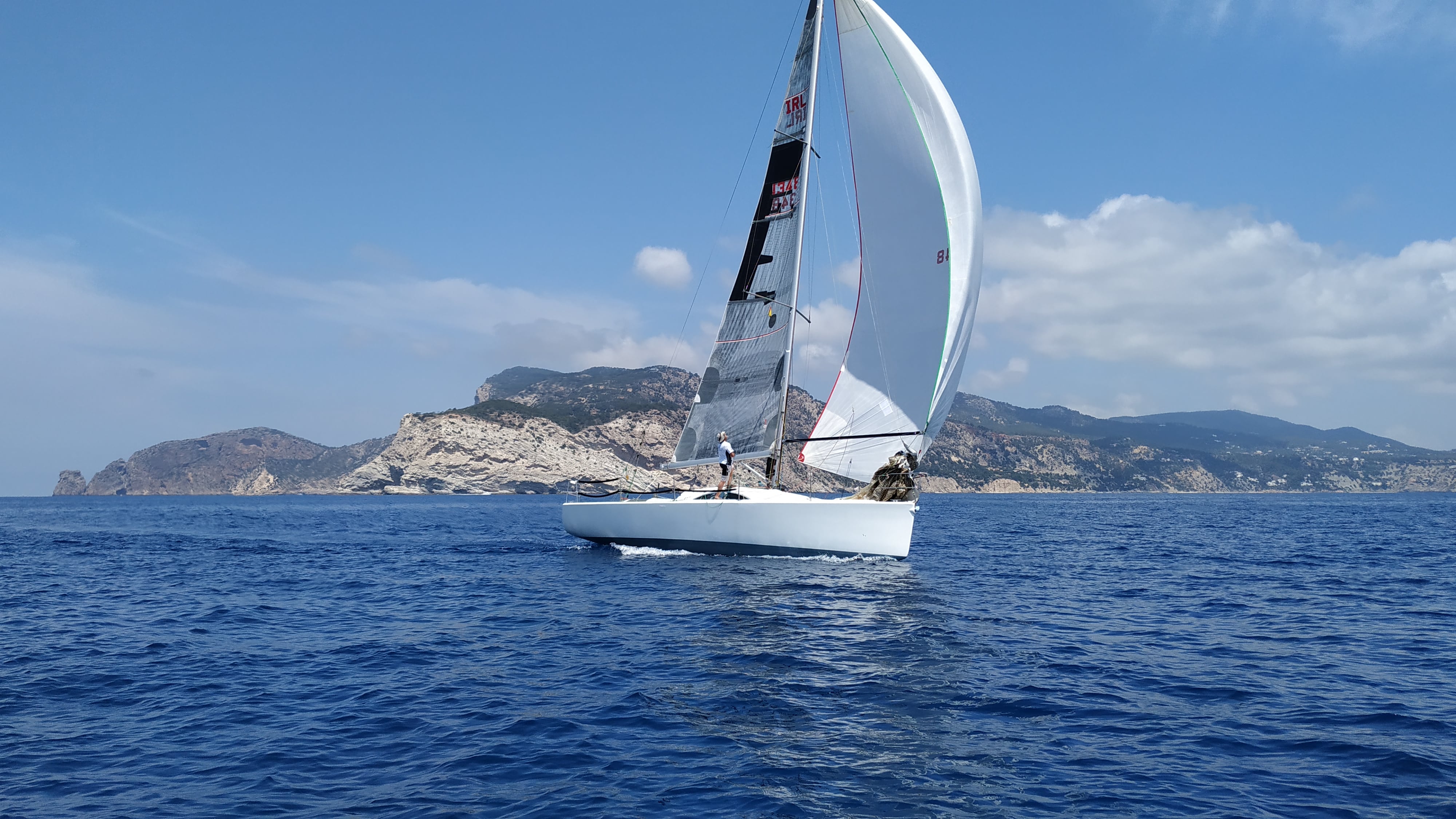 Imagen del Nàutic del velero ganador de la regata