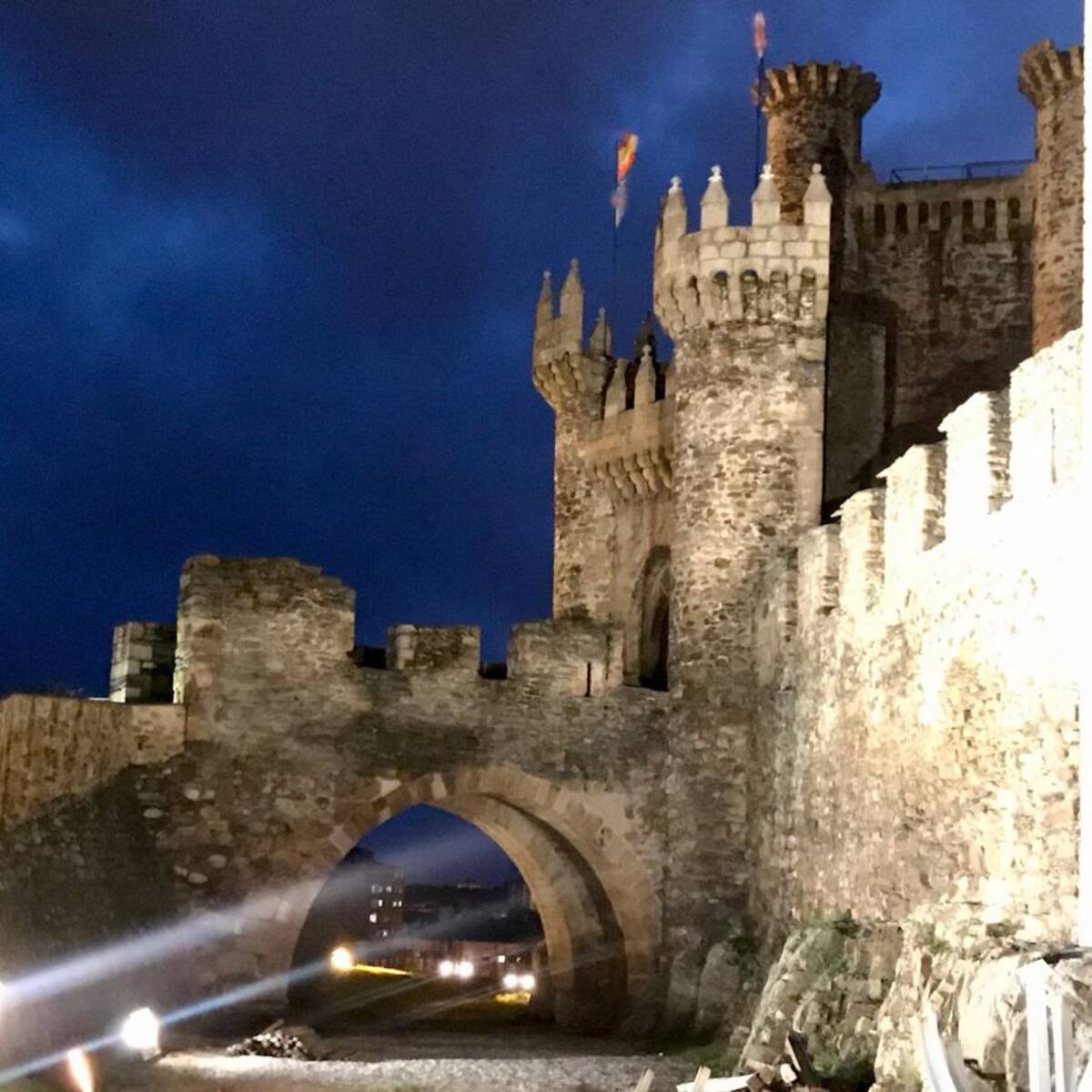 Las obras de rehabilitación del acceso al castillo de Ponferrada concluyen esta semana