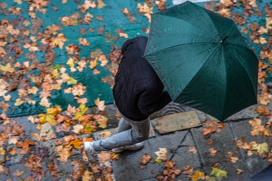 Persistentes lluvias en Sevilla.