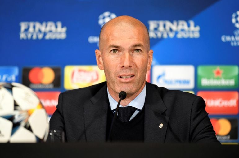 El técnico francés del Real Madrid, Zinedine Zidane, durante la rueda de prensa a la finalización del encuentro correspondiente a la final de la Liga de Campeones.