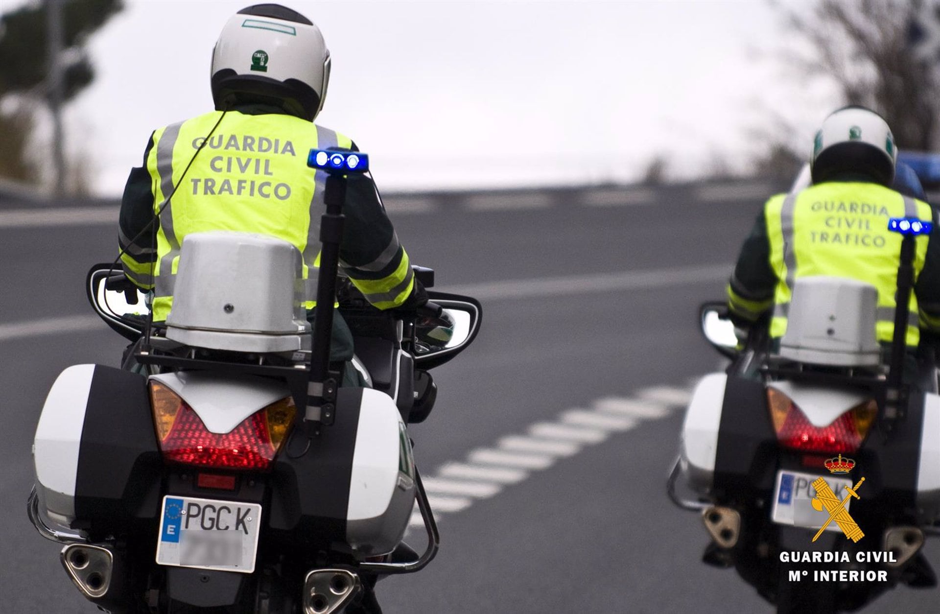 Agentes de la Guardia Civil de Tráfico en una imagen de archivo.