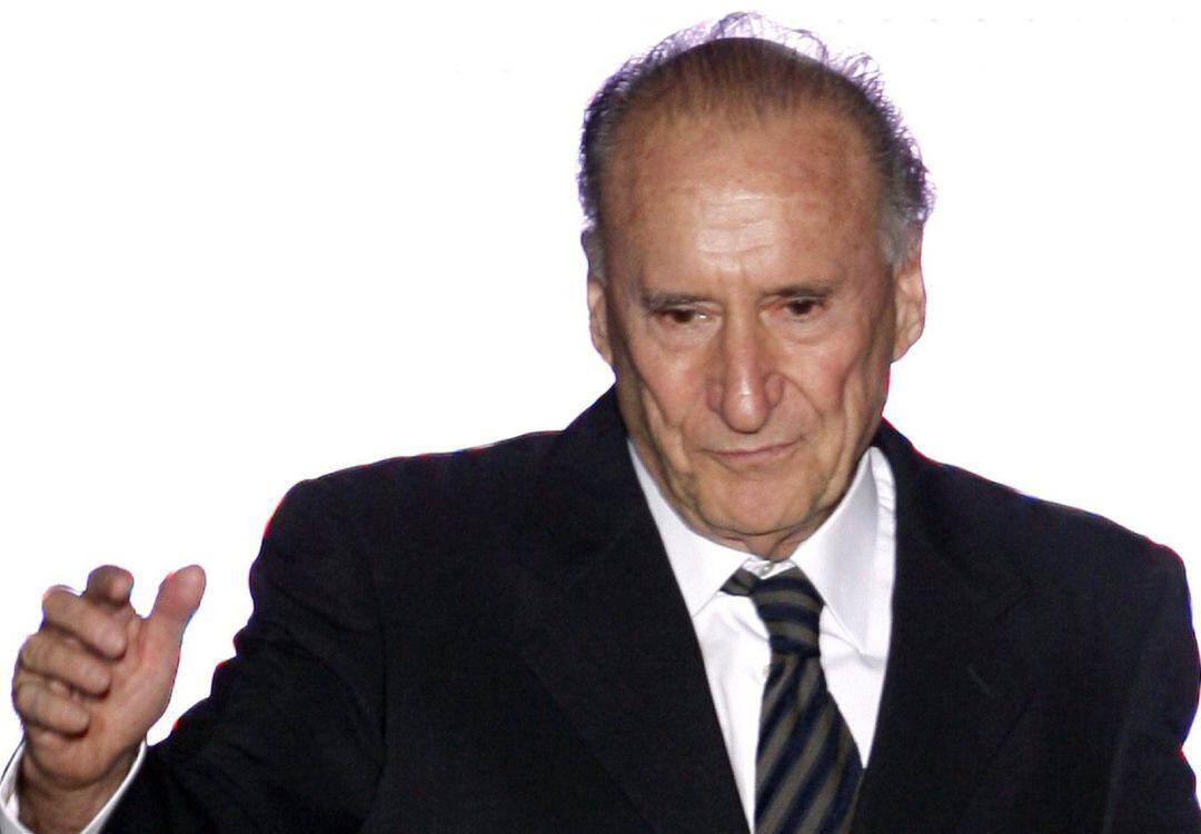 Fotografías de archivo de Andrés Sardá, uno de los grandes diseñadores del mundo del diseño y de la moda