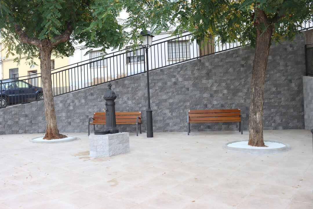 Remodelación plaza Miguel Hernández de Onda