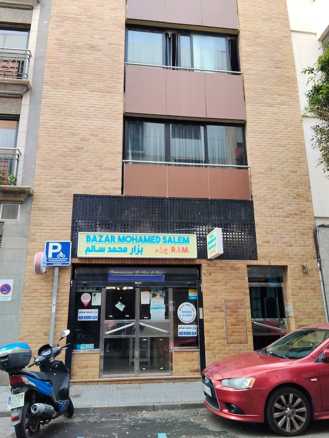 Edificio donde ha ocurrido el posible asesinato.