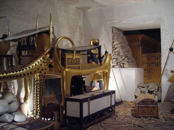 Replica de la tumba de Tutankhamón en el Poblado Faraónico de El Cairo