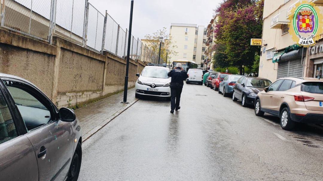 Vehículo del que se ha rescatado al bebé.