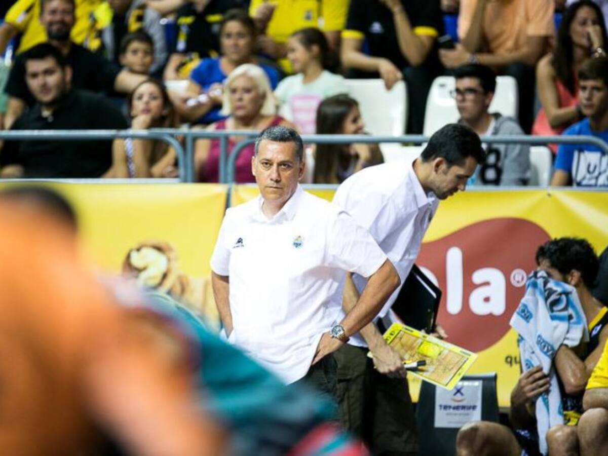 Silbatos rosas contra el cáncer