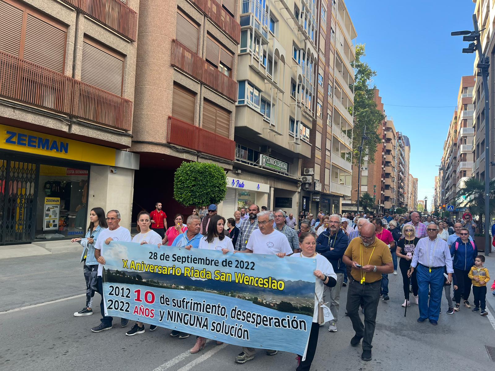 Manifestación en Lorca de los afectados por las inundaciones de 2012