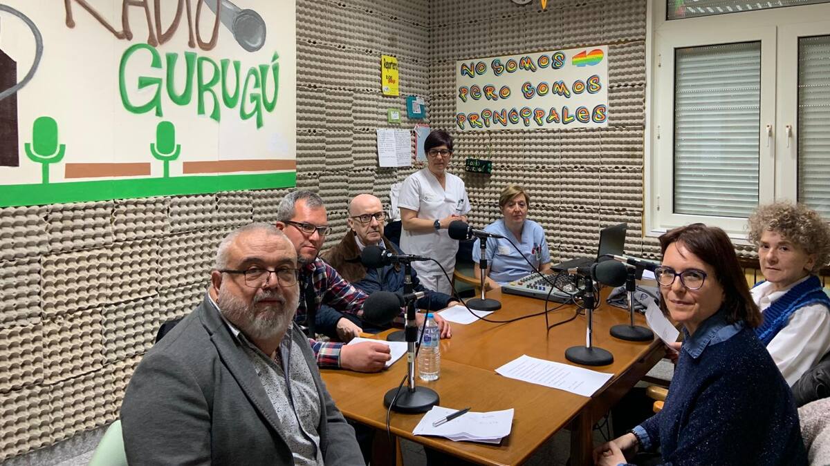 Entrevista de Radio Gurugú al periodista Emilio de Benito