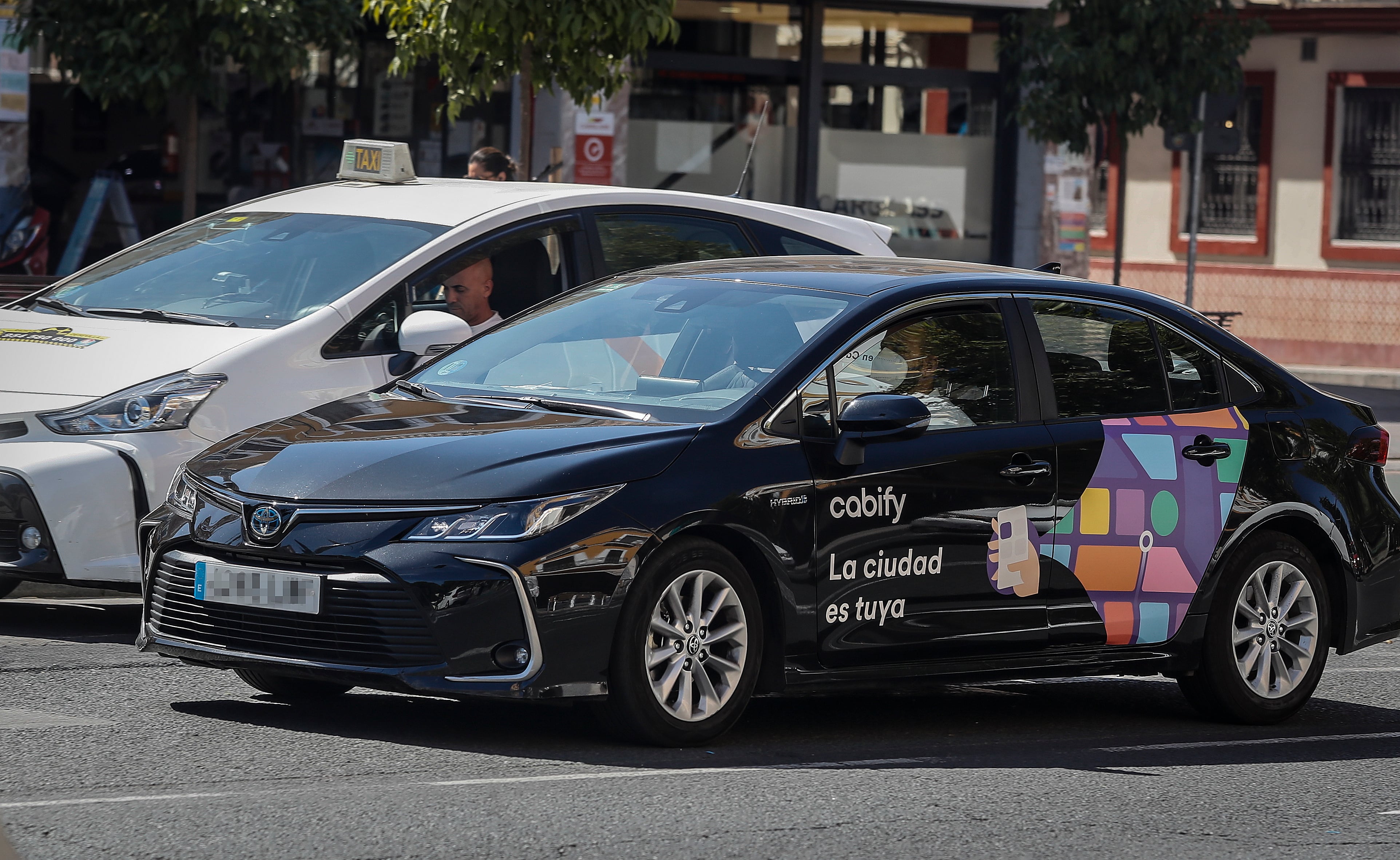 Los conductores de VTC reclaman a la Generalitat que liberalice el sector y les permita trabajar &quot;sin restricciones&quot;