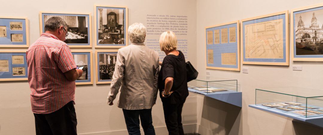 Exposición sobre el Palacio Municipal de María Pita