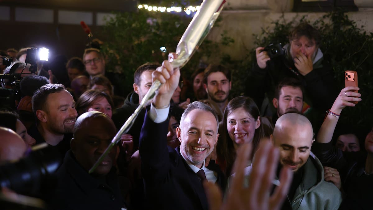 La izquierda retiene París, Marsella y Lyon mientras la extrema derecha conquista Niza en las elecciones municipales francesas