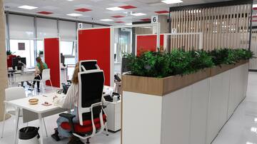 Así es la reducción de la jornada laboral pactada por PSOE y Sumar en su acuerdo para un nuevo Gobierno de coalición