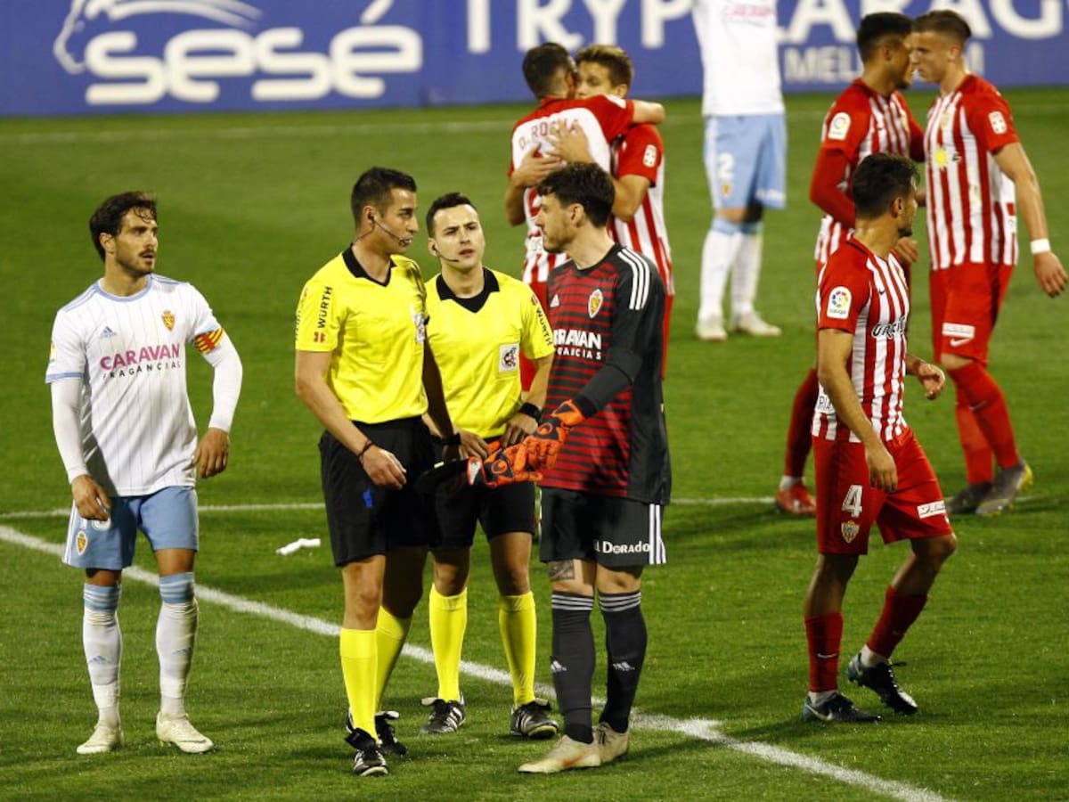 El Almería se atascó en las últimas salidas