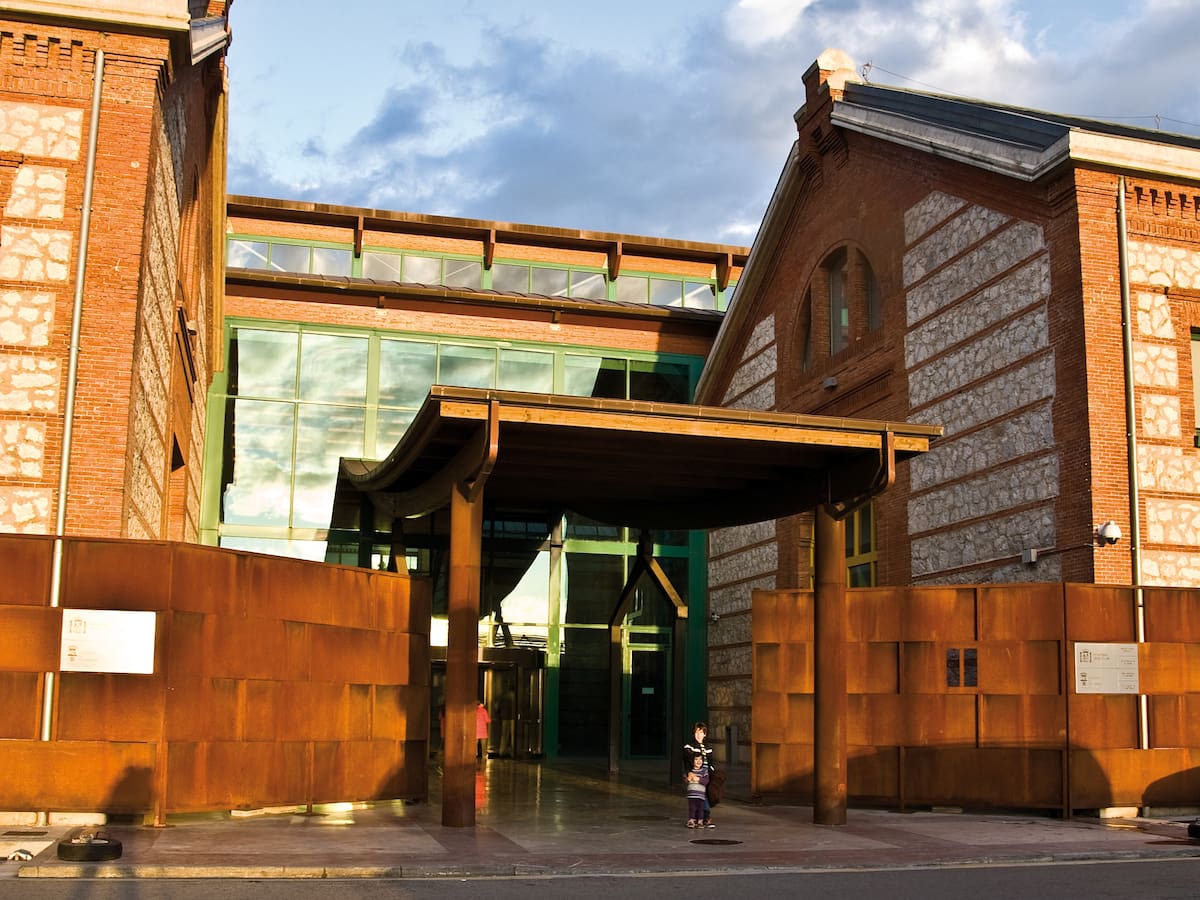 La Biblioteca Central de Cantabria se convierte en escenario: ocho meses de música en directo con el ciclo ‘Música en la Plaza’