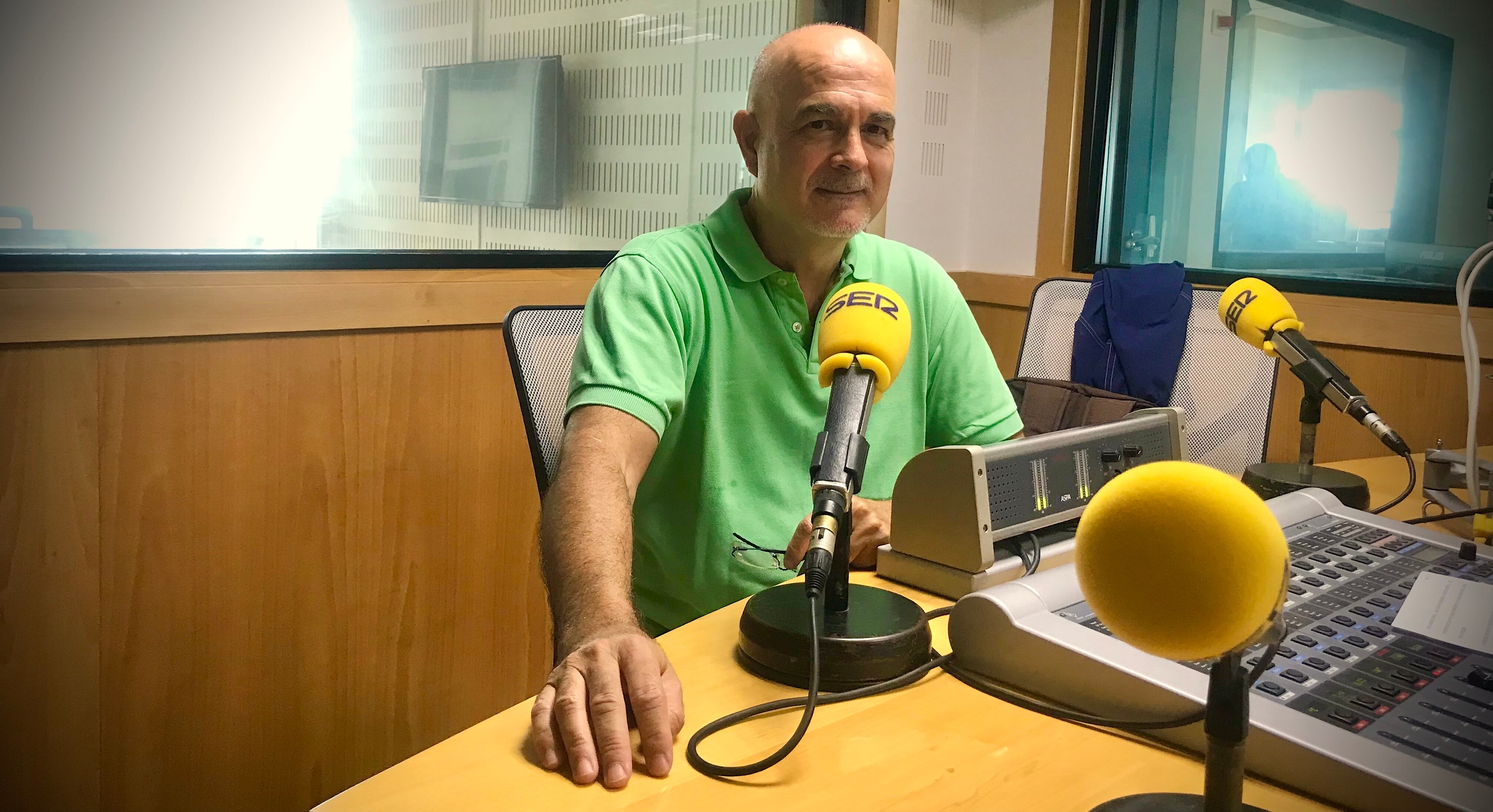 El Catedrático del Departamento de Derecho Mercantil de la UCA Juan Luis Pulido Begines en la SER