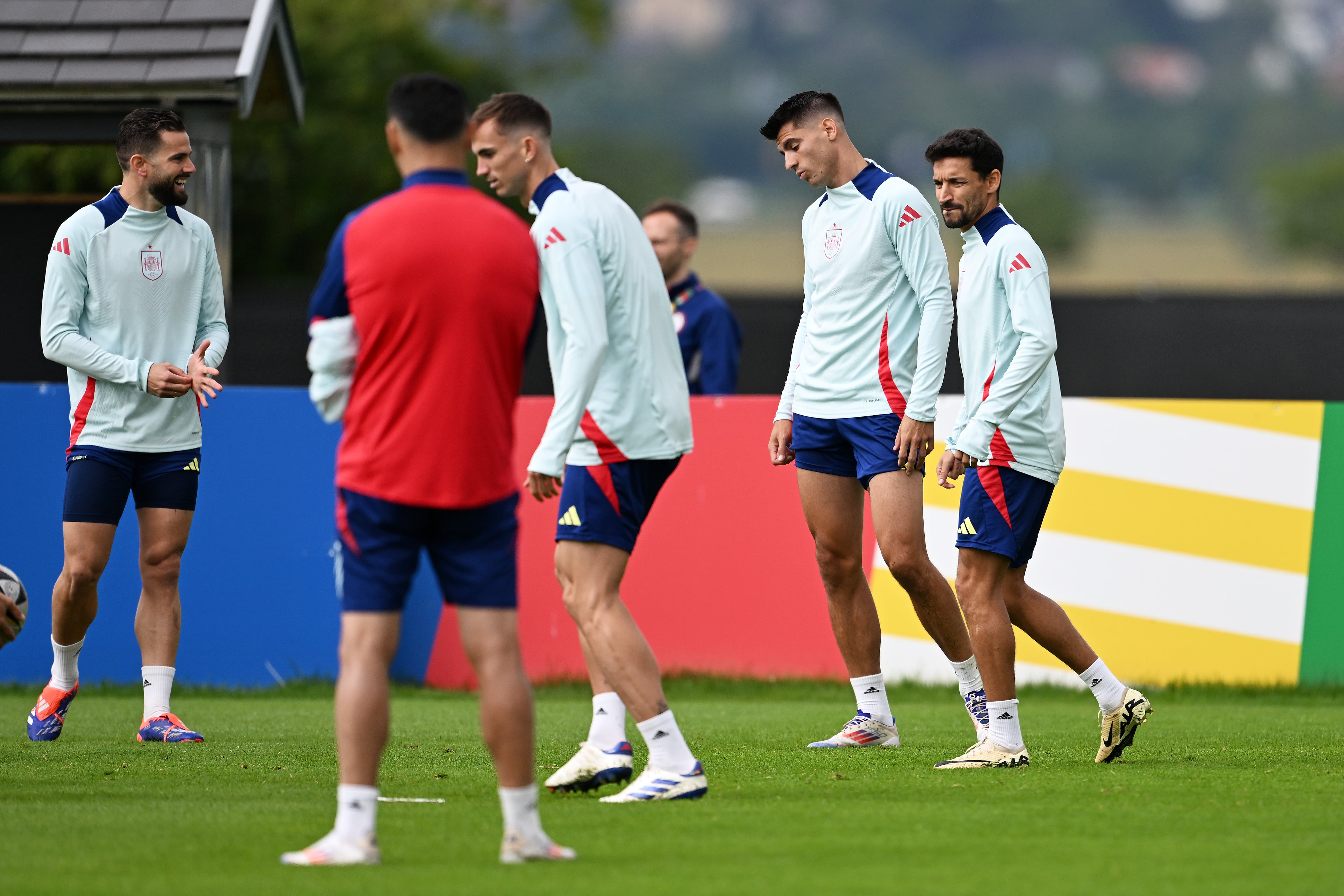 España completa su última sesión de entrenamiento antes de la final de la Eurocopa ante Inglaterra