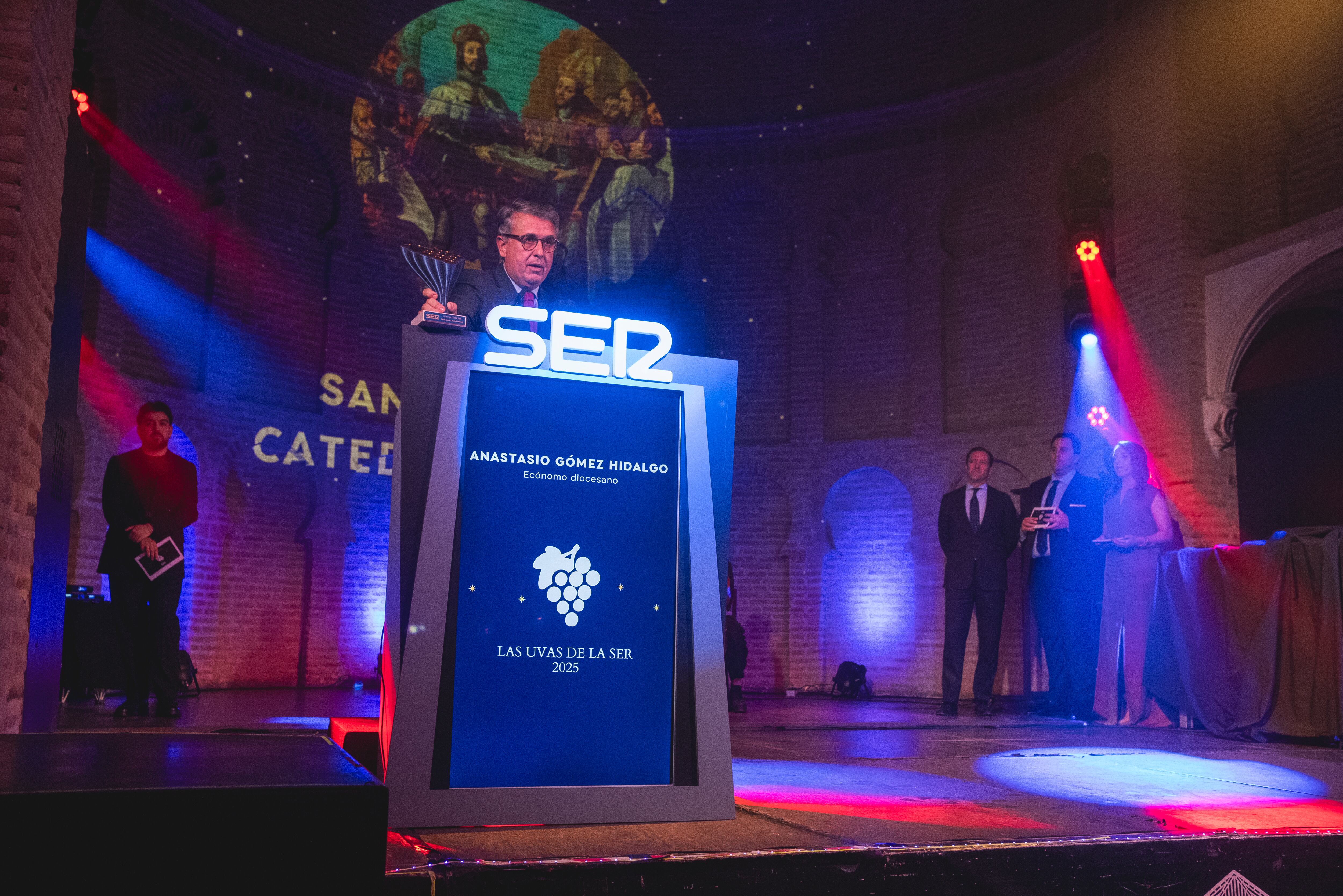 SER Toledo ha realizado la tercera edición de 'Las Uvas de la SER'