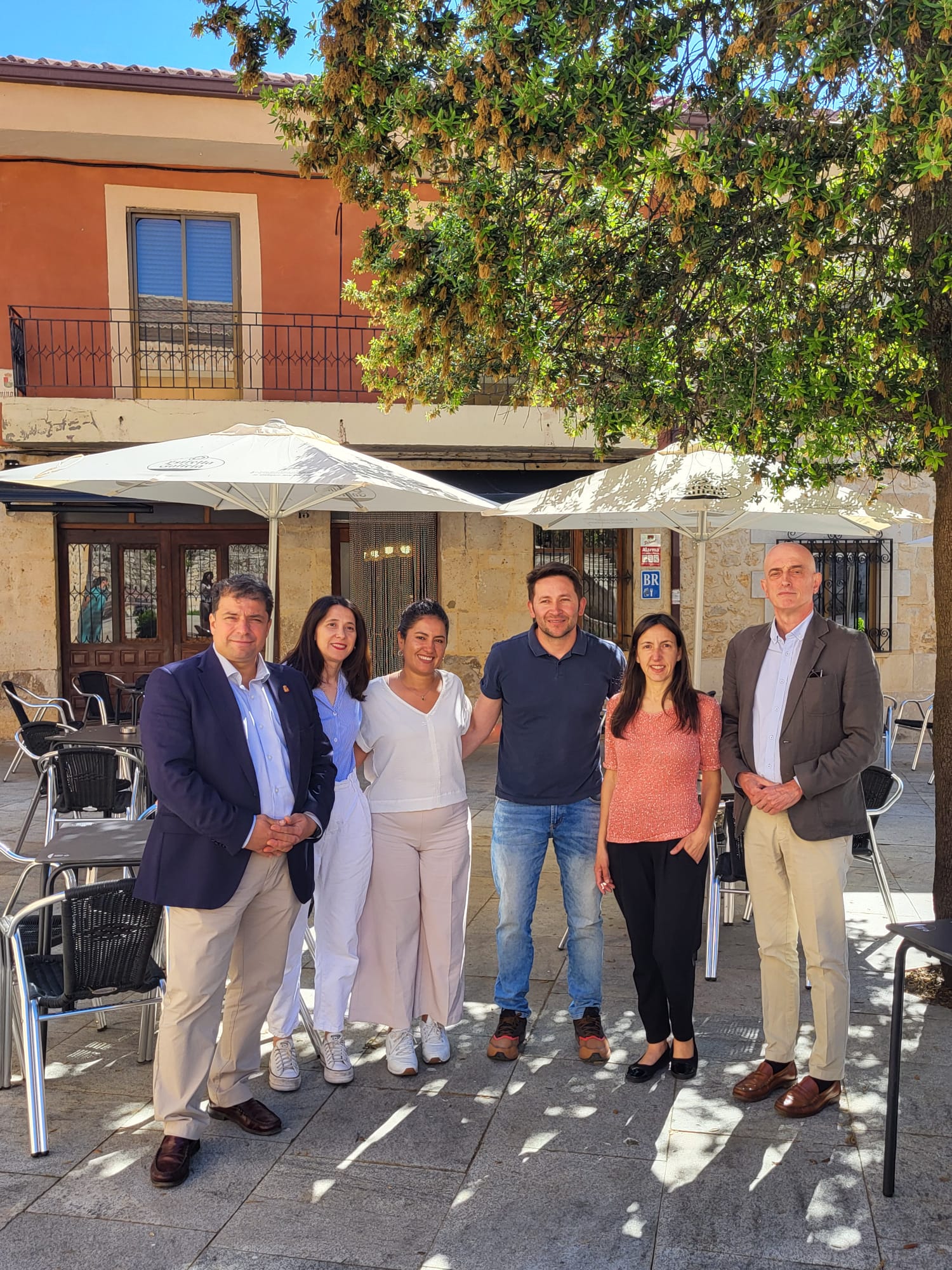 El bar Trébede de Caleruega ha podido reabrir después de dos años con esta iniciativa