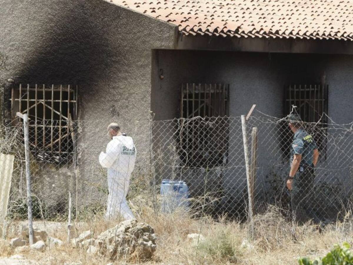 La mujer y los dos niños muertos en la explosión de Villajoyosa habían sido apuñalados