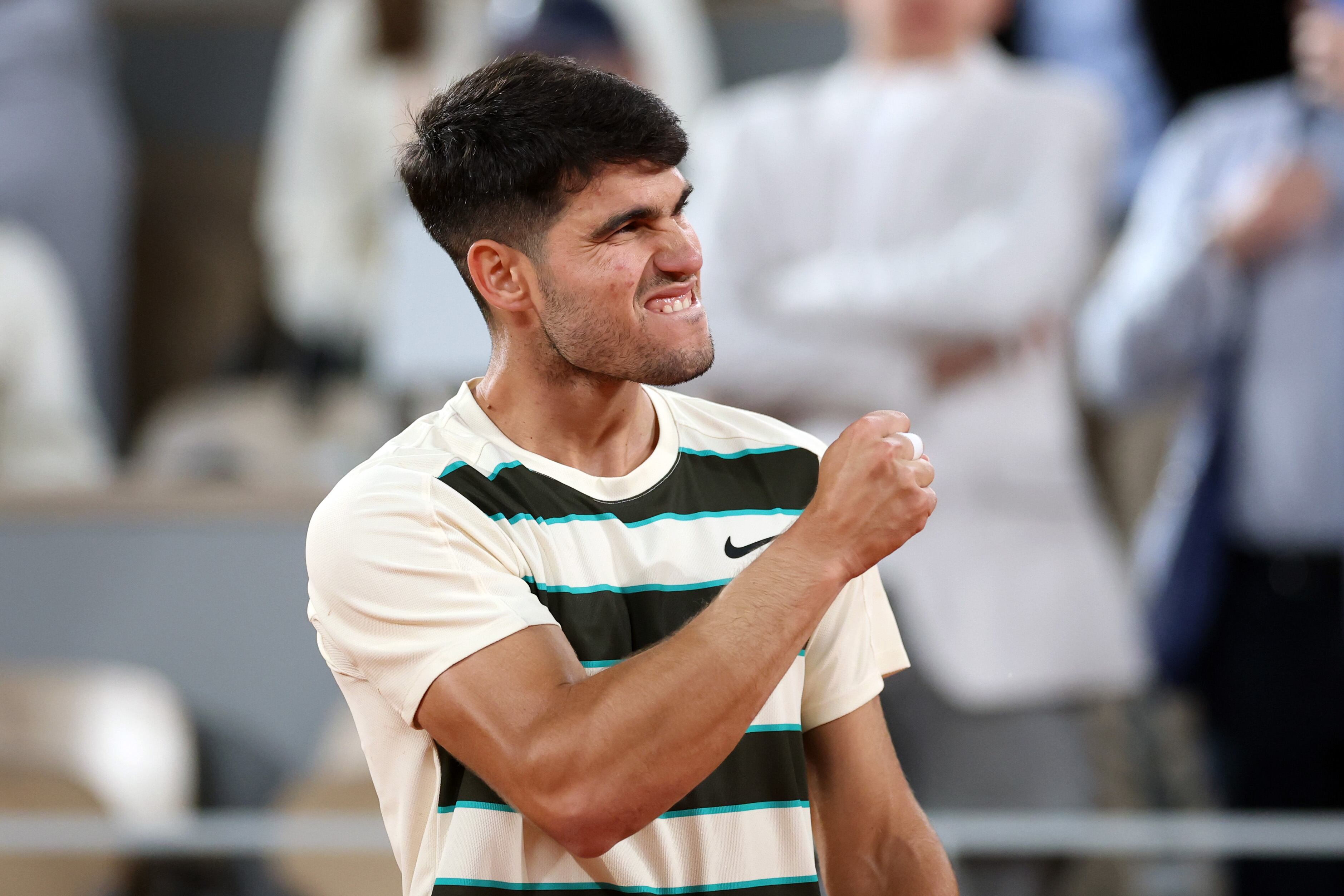 Carlos Alcaraz celebra la victoria ante Paul. (Ian MacNicol/Getty Images)