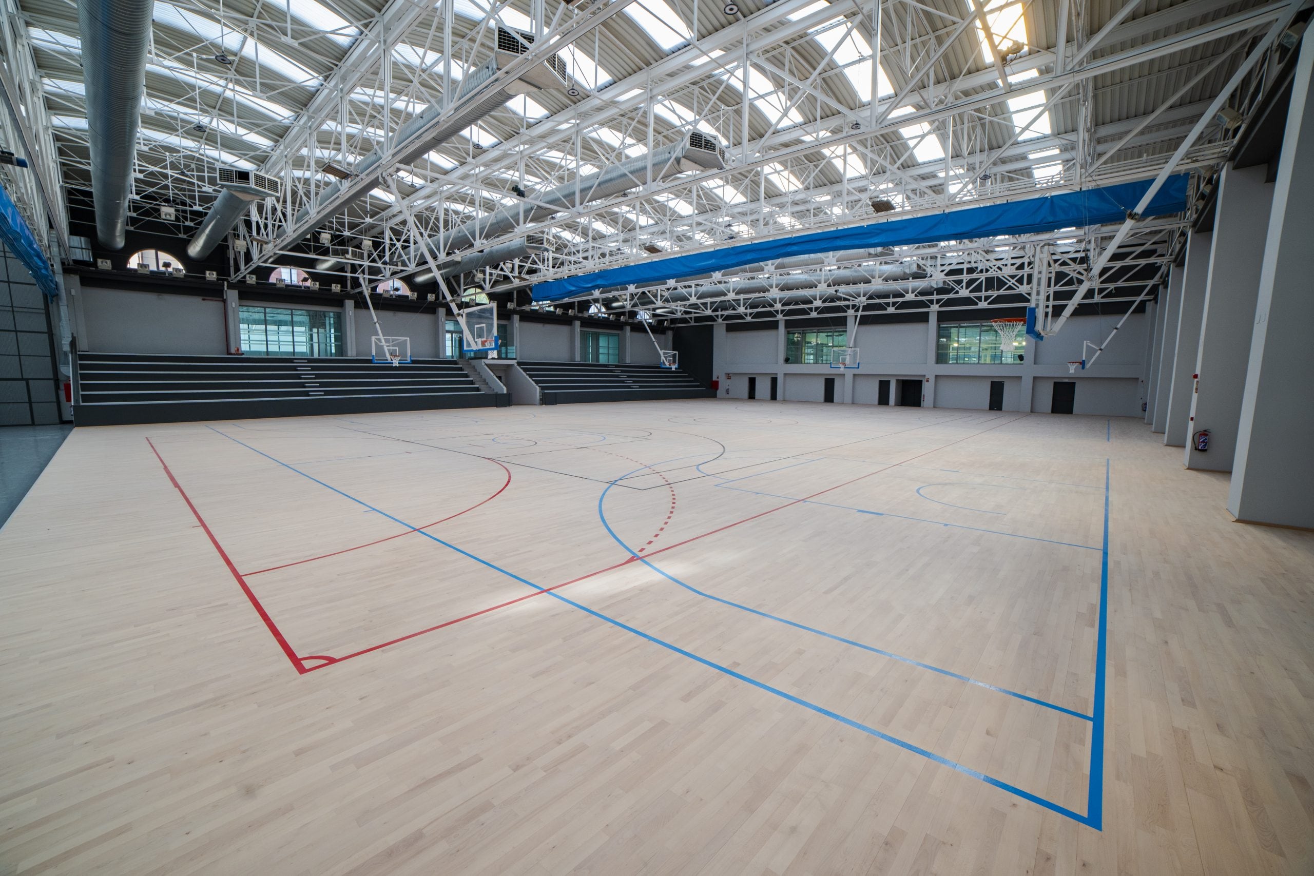 Imagen del interior del Polideportivo Municipal Triángulo de Oro de Tetuán