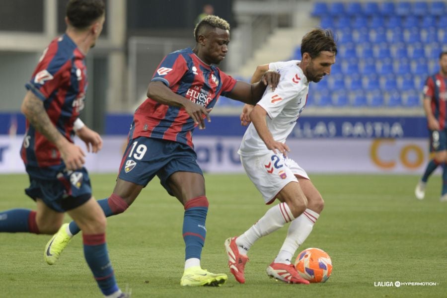 Patrick Soko volverá a Huesca con la camiseta del Almería.