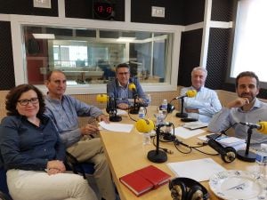 El portavoz del Grupo Popular esta mañana con los tertulianos Laura Espinar, Diego Peris, Rafael Romero y Diego Murillo