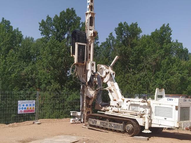 Imagen de archivo de las obras de instalación del nuevo acueducto sobre el Duero
