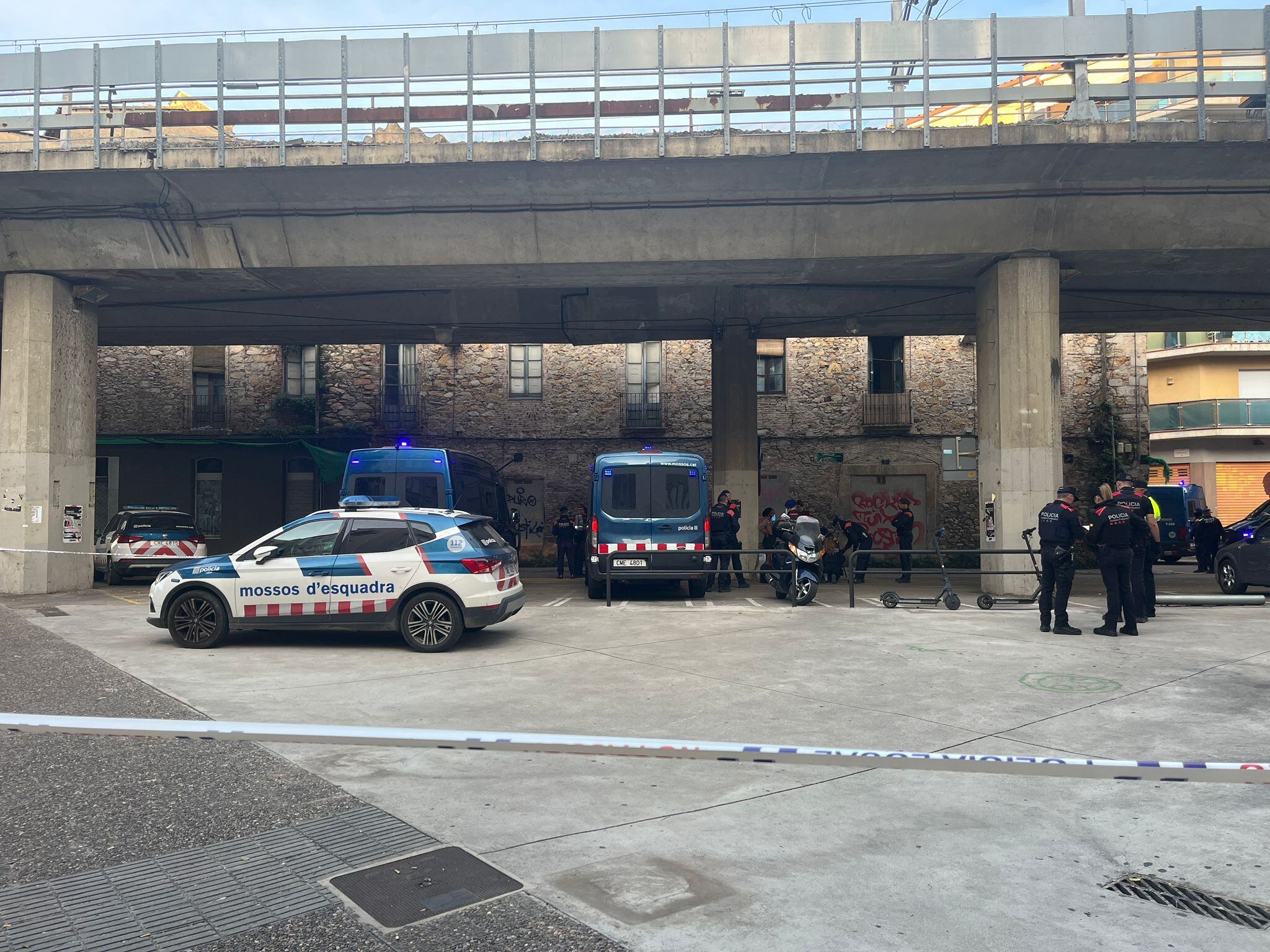 Desallotjament edifici Tomas Mieres