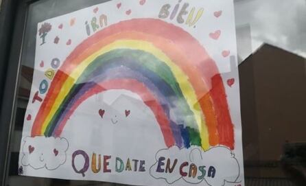 Al principio de la pandemia, los balcones de todo el país se llenaron de pancartas con el mismo lema: "Todo saldrá bien"