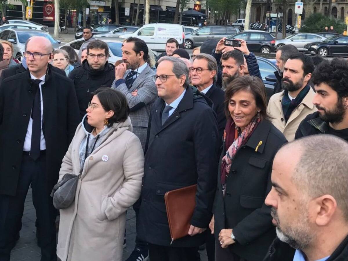 El TSJC jutja Torra per desobediència amb els llaços grocs