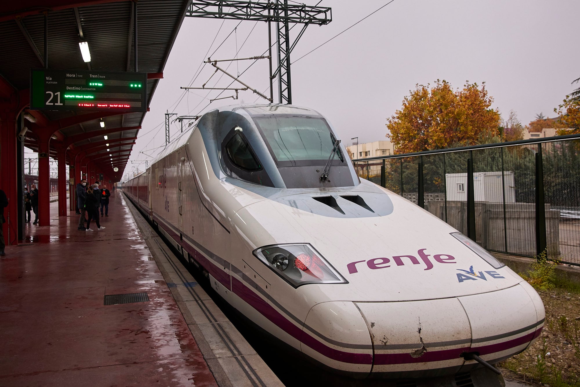 Foto de archivo de un tren AVE