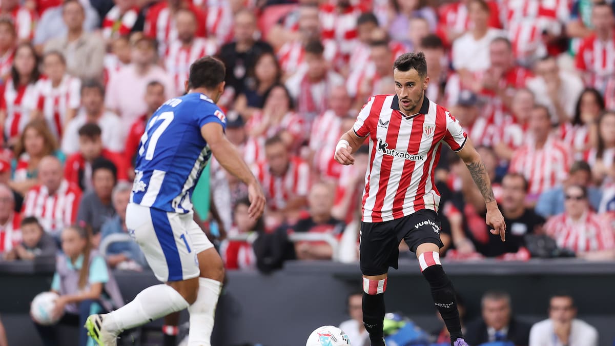 Berenguer vuelve al grupo, pero solo durante unos minutos