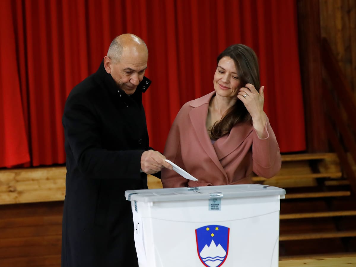 La extrema derecha no reconoce el resultado de las elecciones de Eslovenia e impugna el voto anticipado