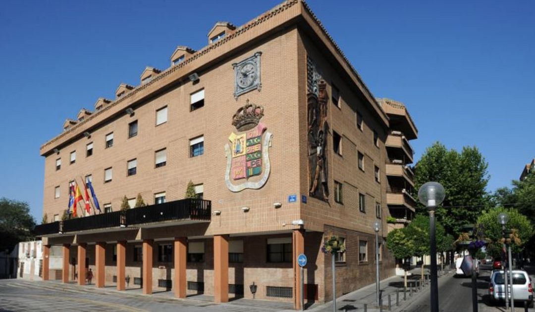 Fachada del Ayuntamiento de Móstoles