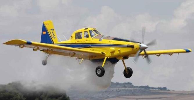 Un avión de la empresa FAASA