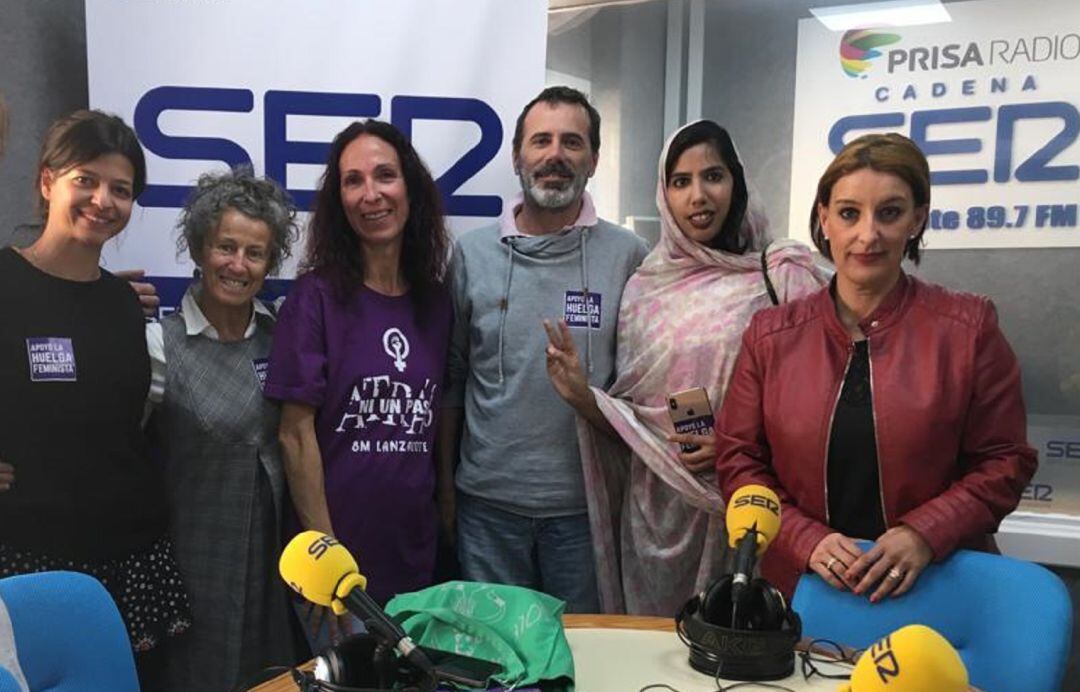 De izquierda a derecha: Marianna Soares, Miren Edurne, Maite Gorriz, Tomás Esaú, Hayat Rguibi y Carmen Delia