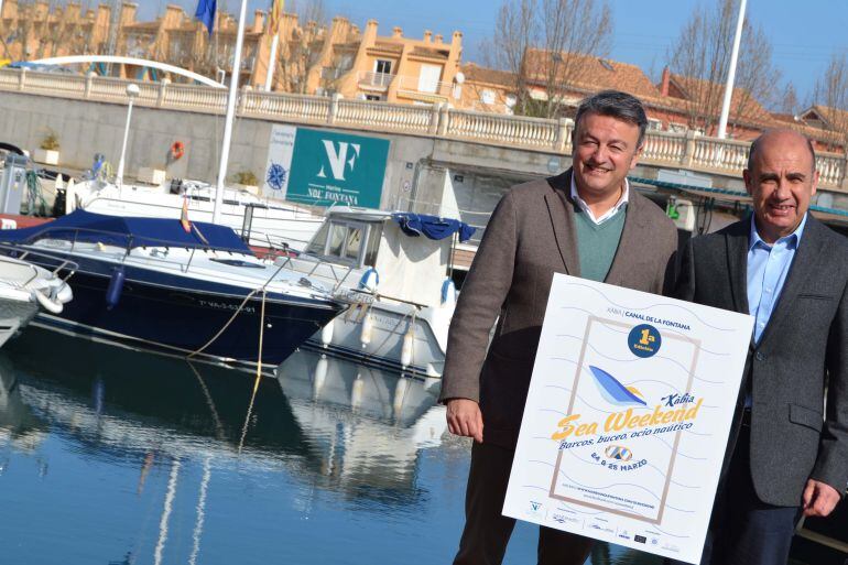 El alcalde de Xàbia, José Chulvi y el director de Marina Nou Fontana, Juan Fontes.