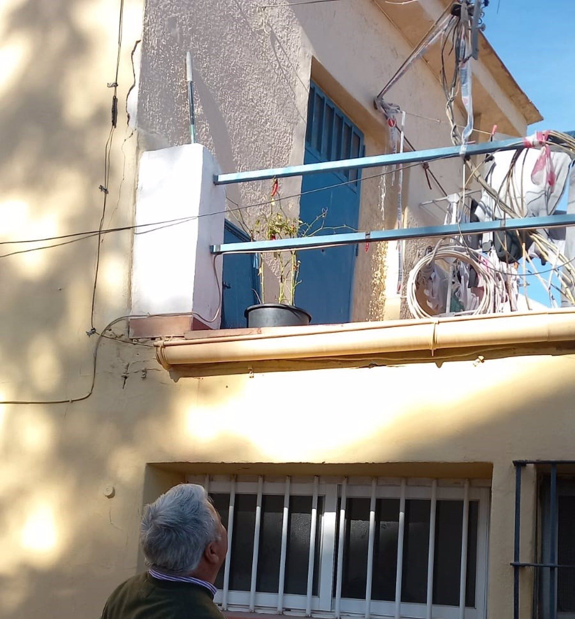 Maraña de cables en Churriana