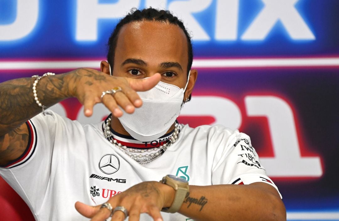 Lewis Hamilton durante la previa en Catar