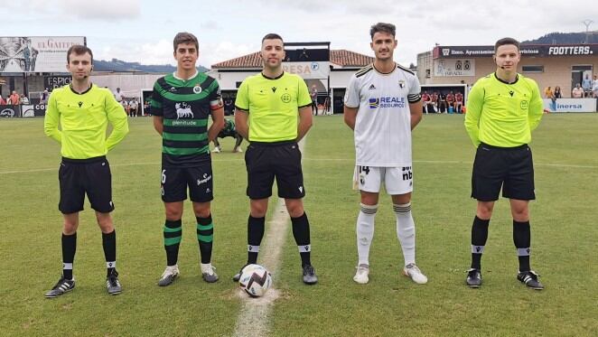 Íñigo, en el partido de pretemporada contra el Burgos