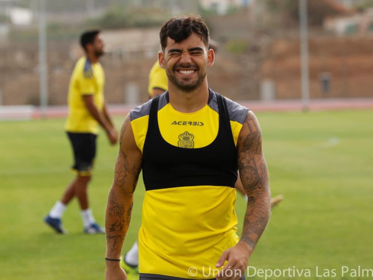 Tana renueva contrato con la UD Las Palmas hasta 2023